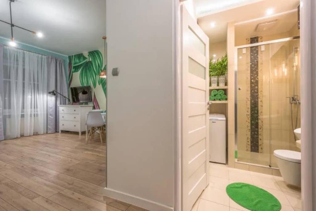 Cozy Modern Studio Green Apartment In Old Town Cracovia Esterno foto